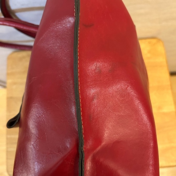 "Emilie M." Chic Red Leather Tote Bag - Picture 3 of 15